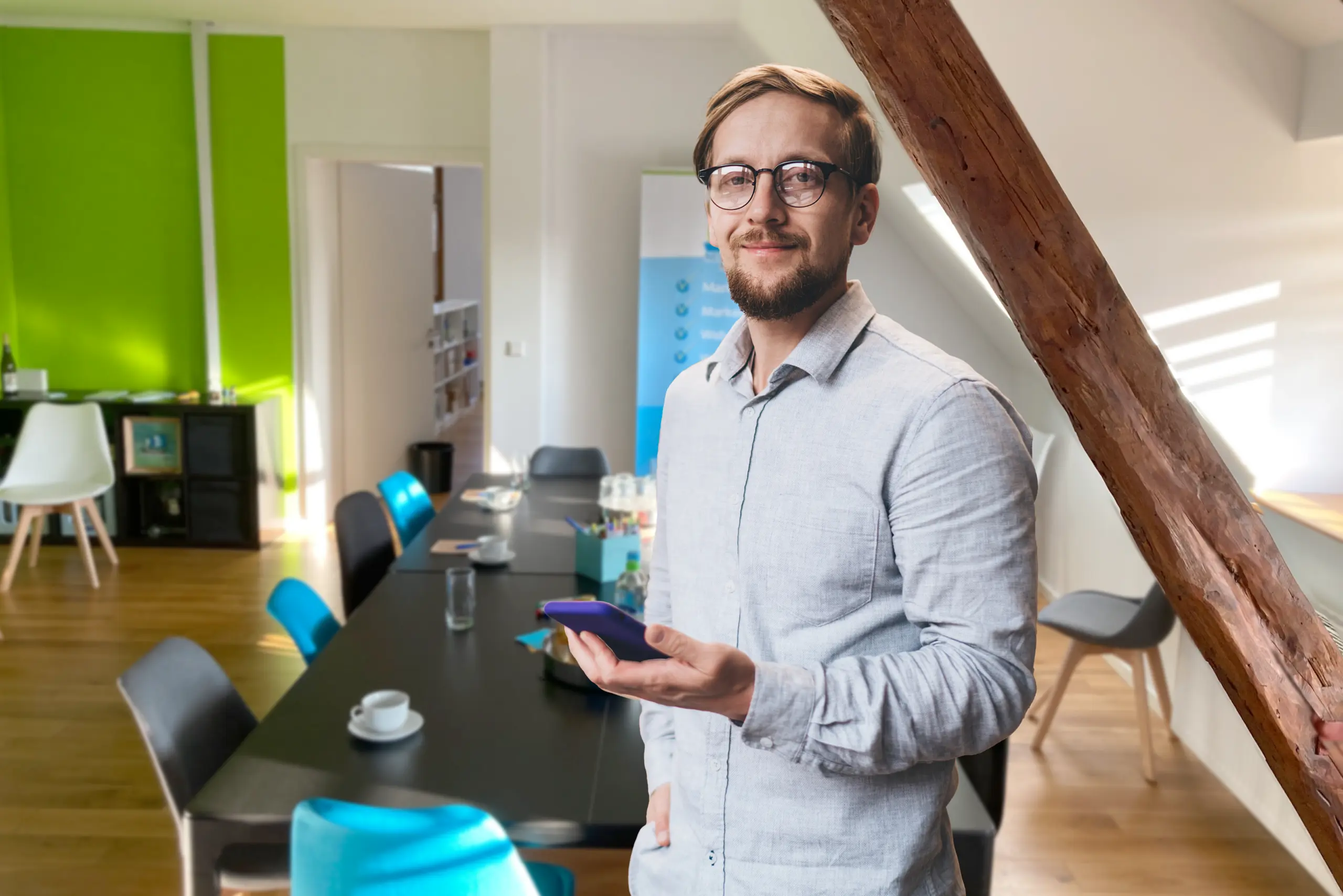NHA_Mann_Frei_AdobeStock_709794306